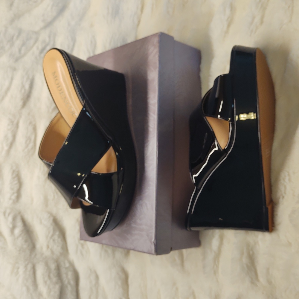 SALE!🔥 NEW! Glossy Black Patent Leather Criss Cross Strappy Wedge Heel Sandals - Picture 15 of 16